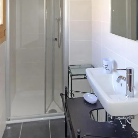 De L'au Apartman