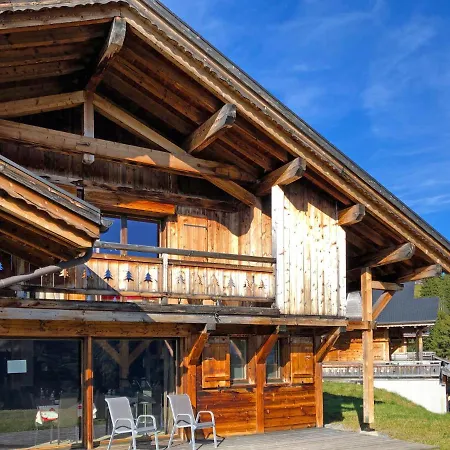 De L'au Apartman