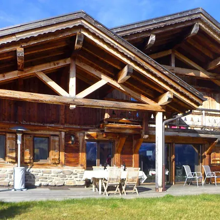 De L'au Apartman