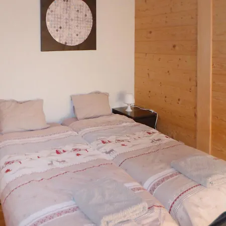 De L'au Apartman